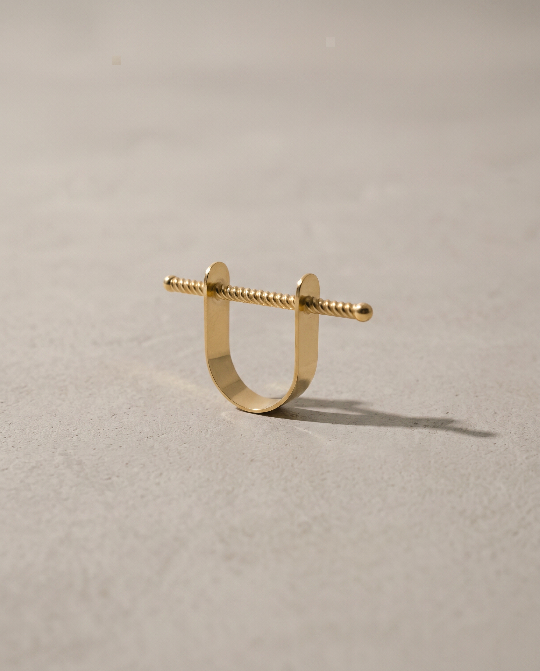 Arch Bar Ring