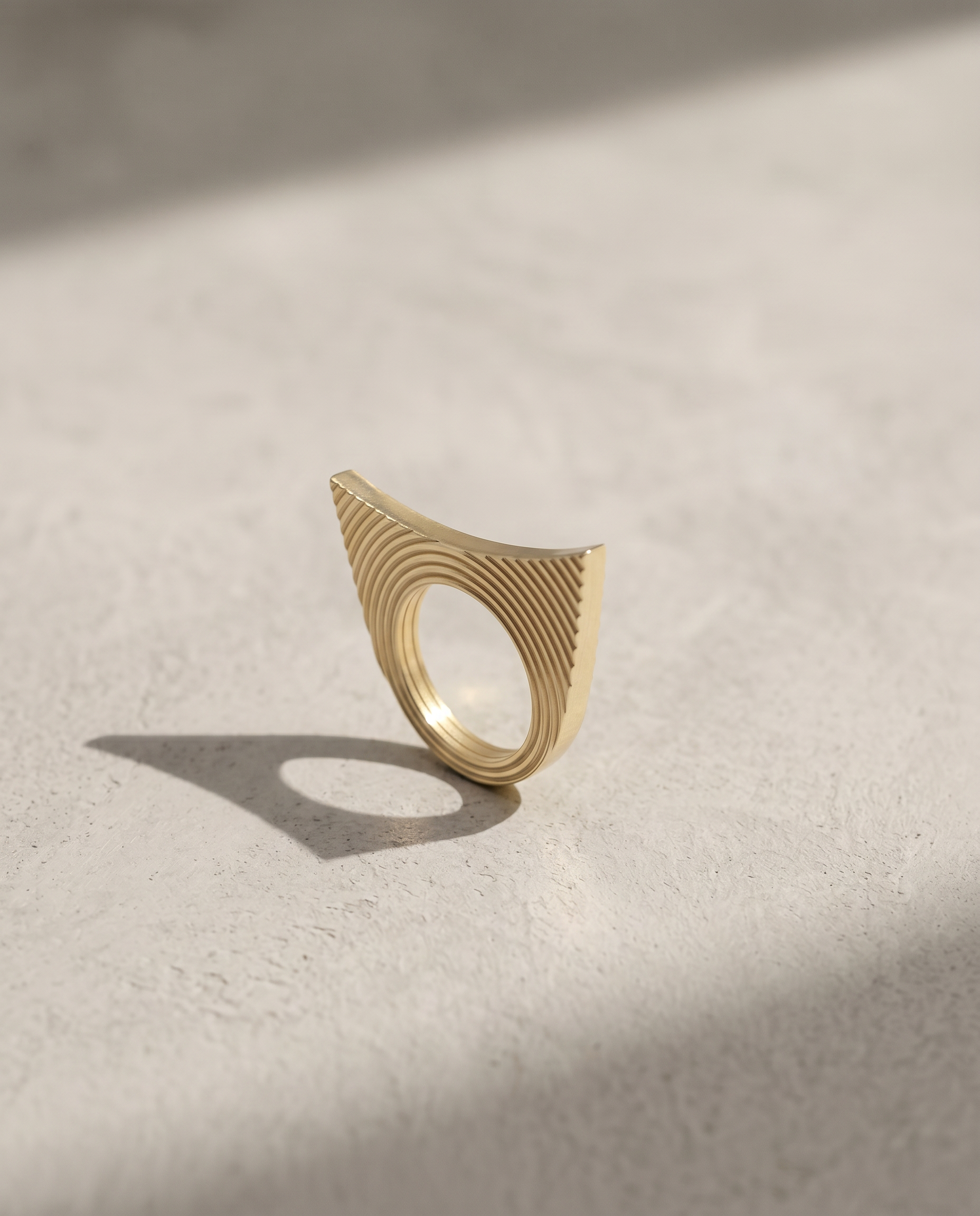 Contour Ring